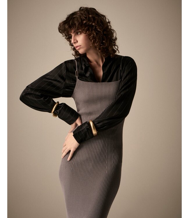 EMPORIO ARMANI Robe longue en tricot côtelé de l'aube au crépuscule