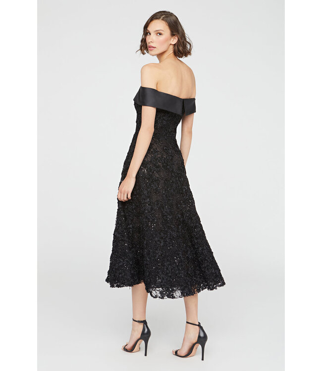 Theia Roxy - Robe à épaules découvertes