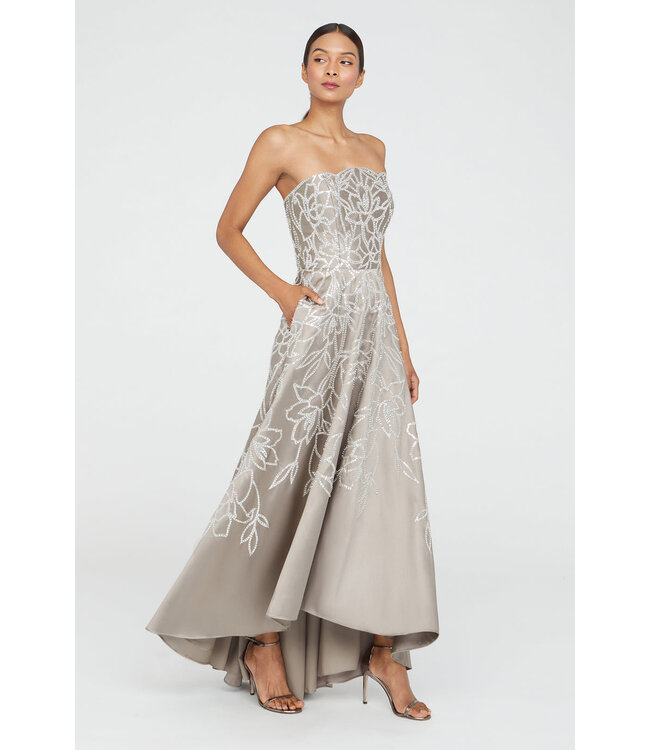 Theia Robe brodée Pamela