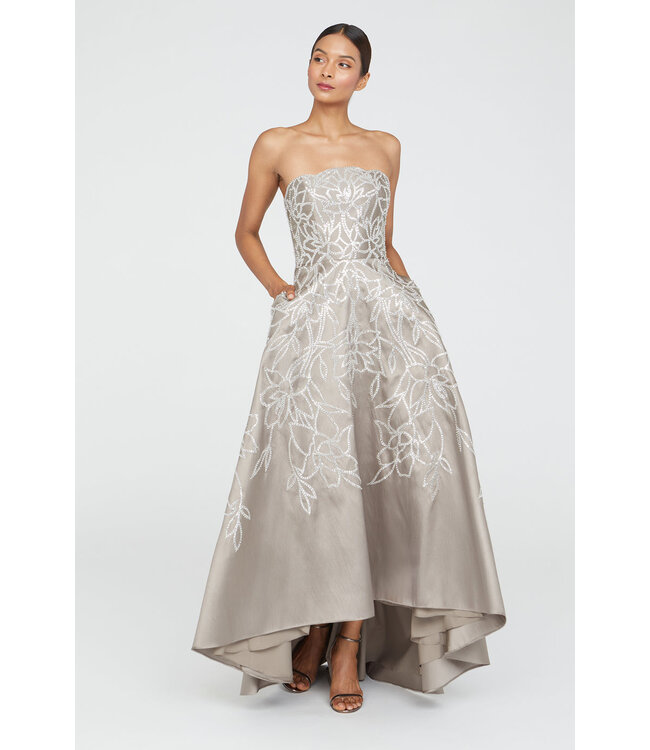 Theia Robe brodée Pamela