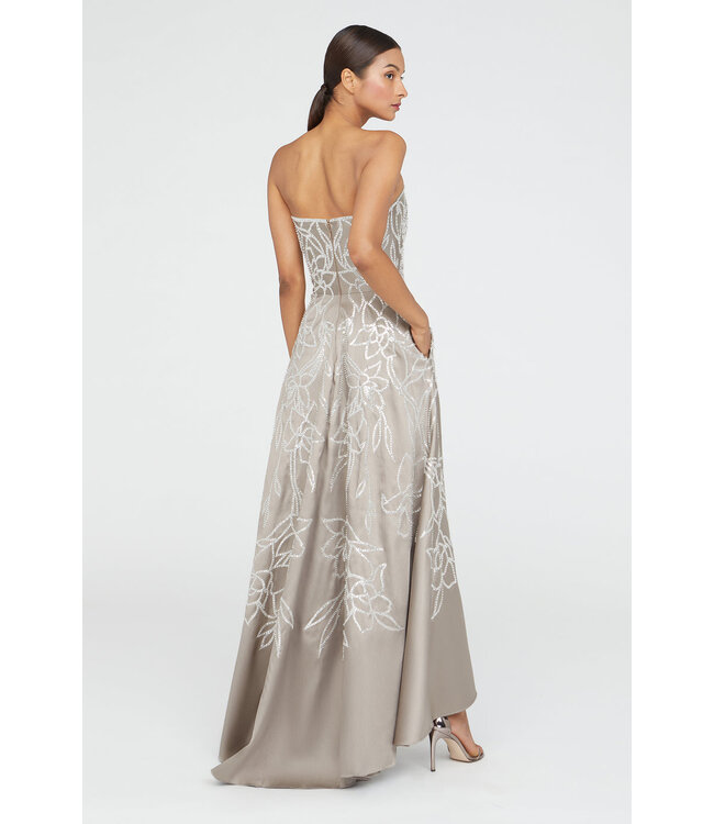 Theia Robe brodée Pamela