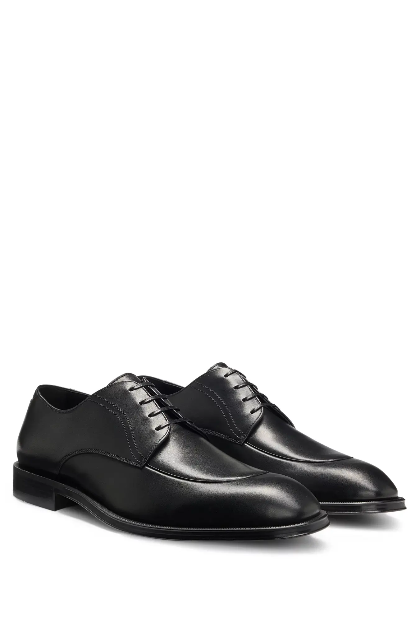 Leather Derby shoes with apron toe