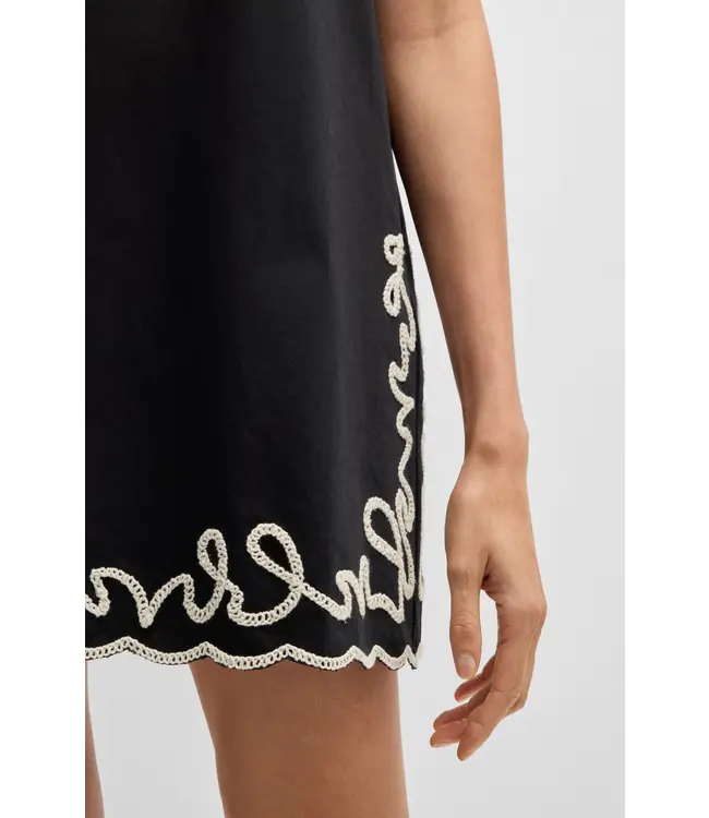 BOSS Robe en coton avec broderies contrastées