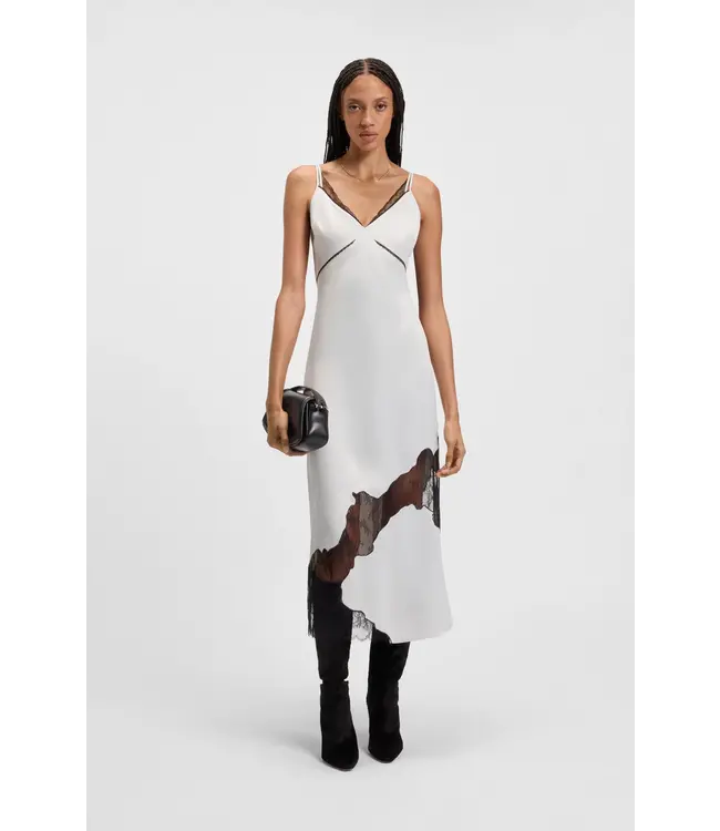 BOSS Ariell leather shoulder bag with signature hardware