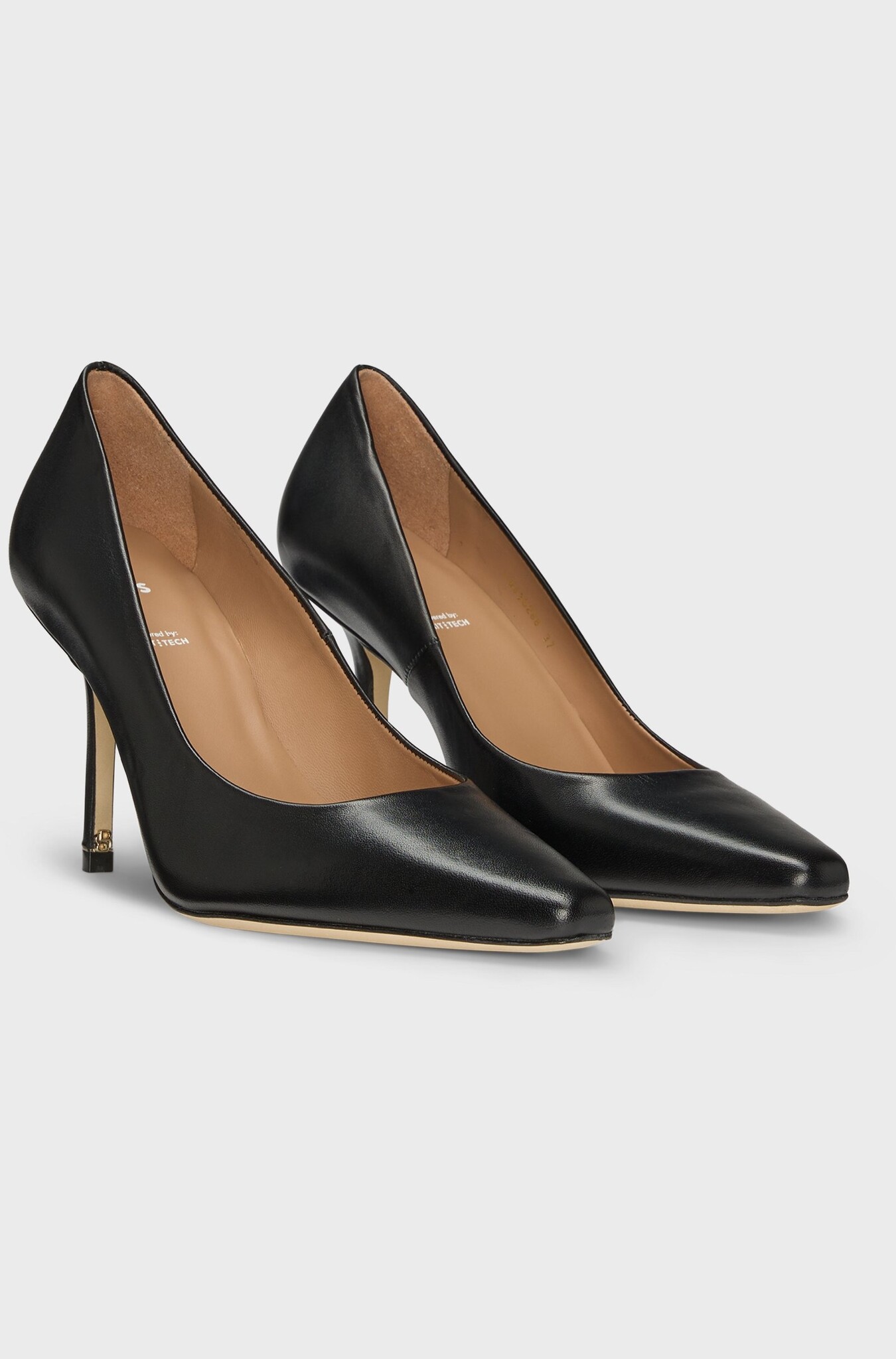 Leather pumps with Double B monogram trim