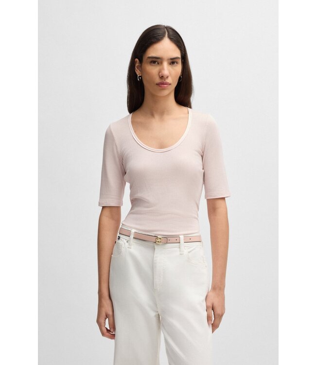BOSS T-shirt à encolure dégagée en tissu côtelé extensible