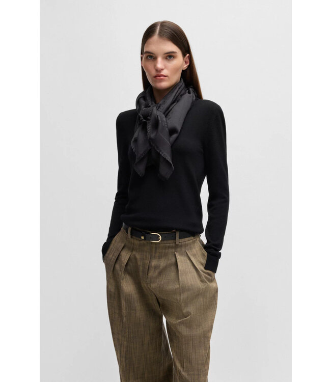 BOSS Scarf Ledonia