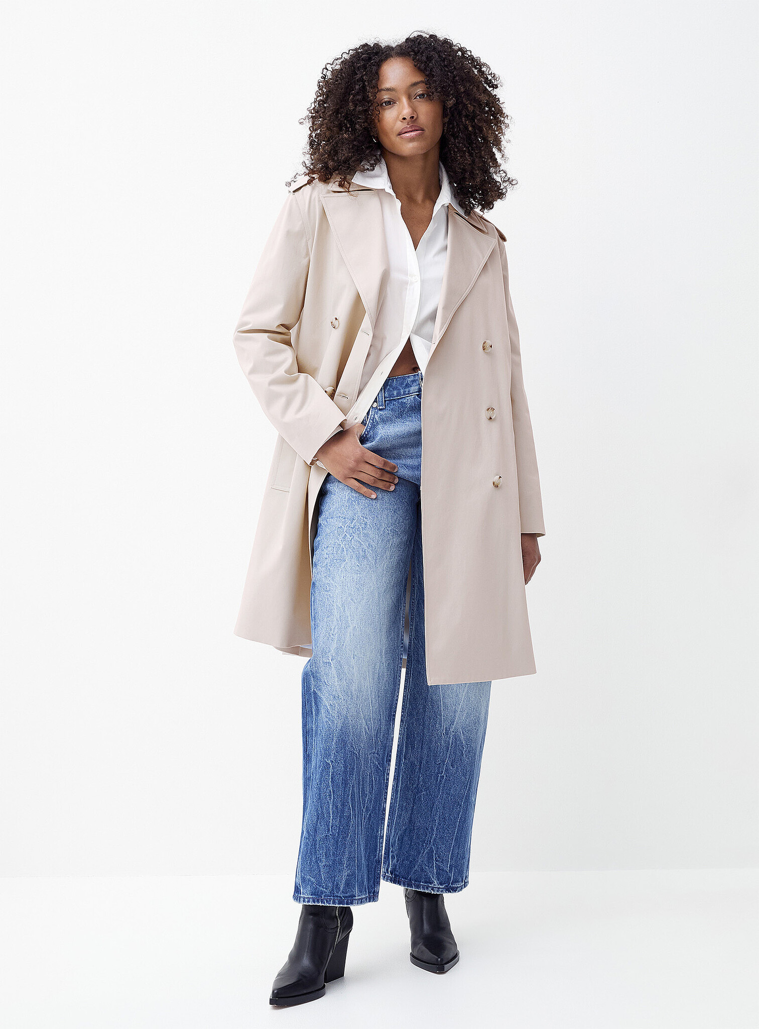 Double-breasted mid-length trench coat