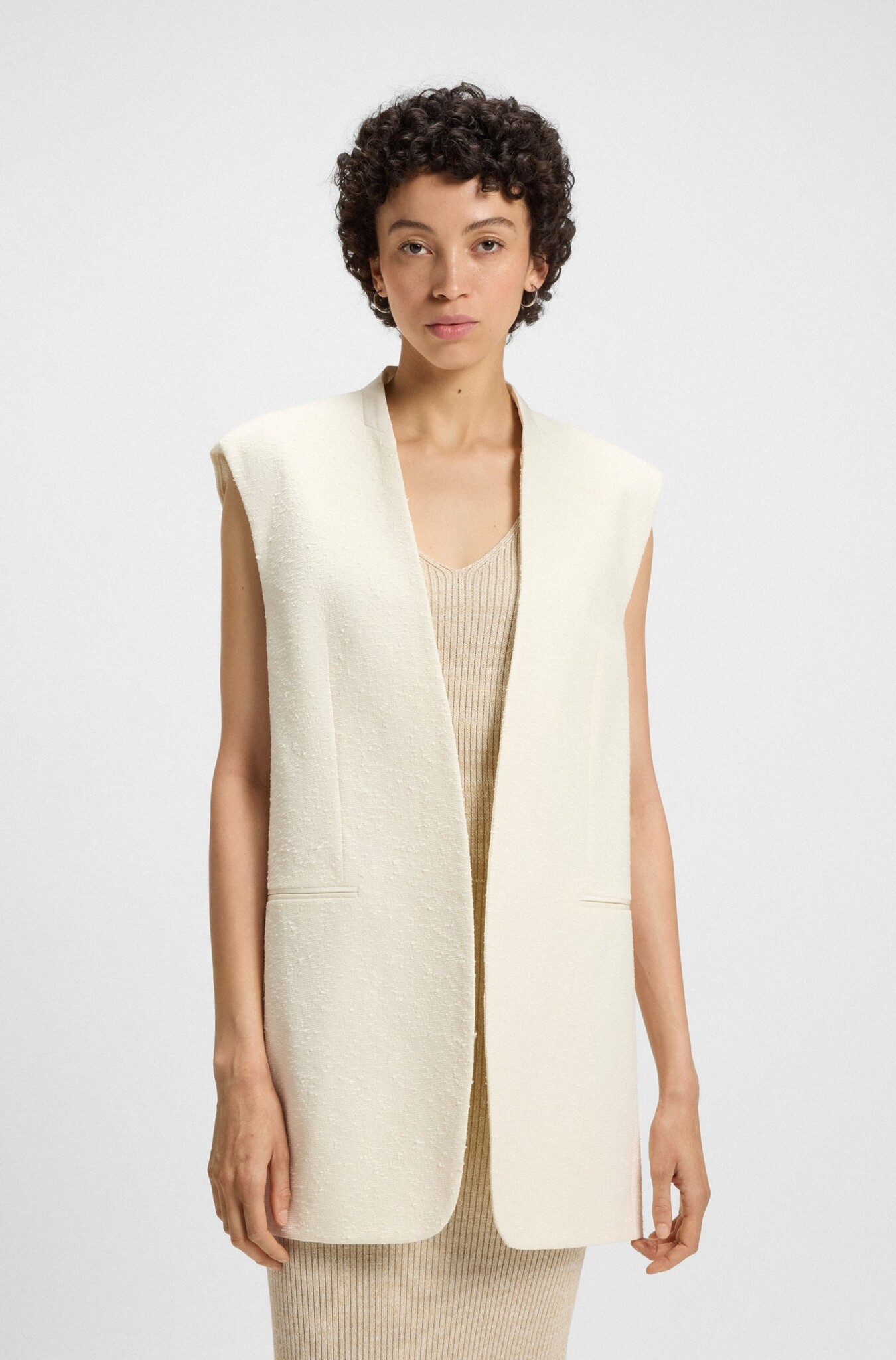 Relaxed-fit sleeveless blazer in Italian cotton-blend bouclé