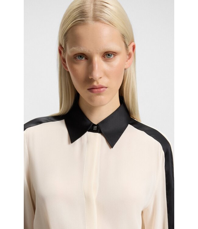 BOSS Blouse coupe classique en crêpe avec bordures en satin