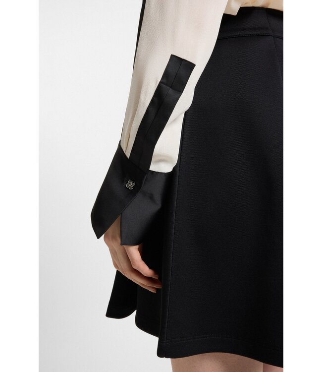 BOSS Blouse coupe classique en crêpe avec bordures en satin