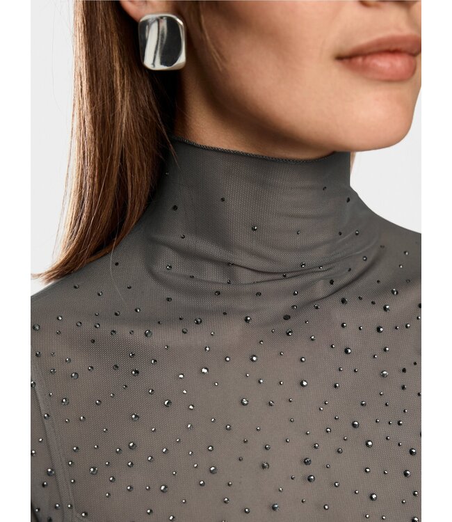 MARC CAIN Long-sleeved mesh top with hotfix