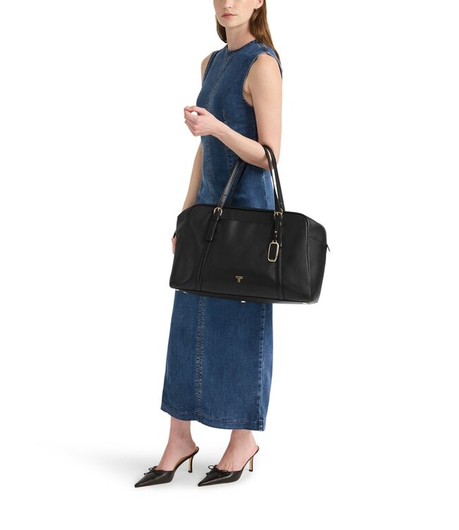 TUMI Oaklynn Weekender |  Voyageur