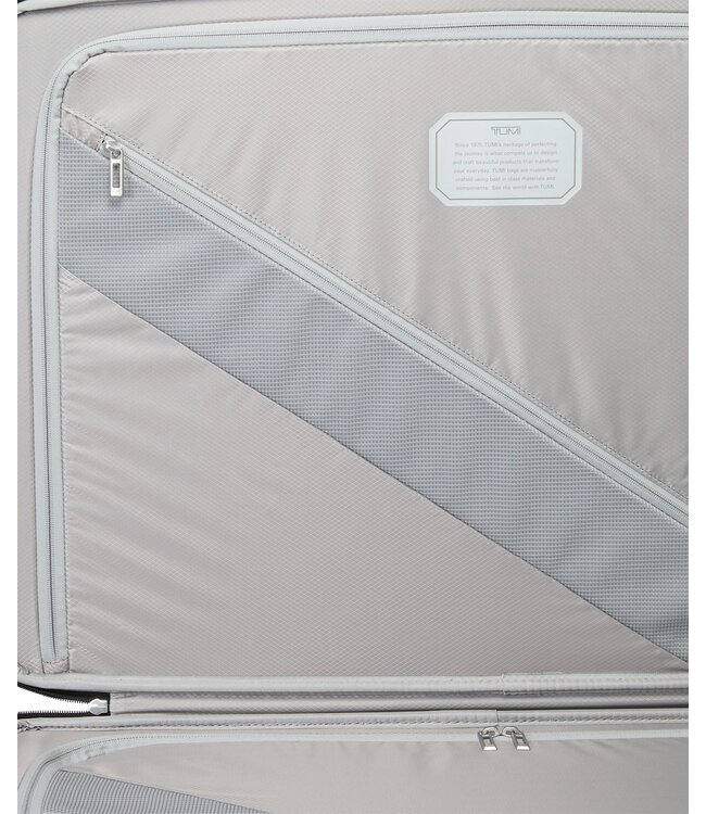 TUMI Extended Trip 4 Wheeled Packing Case| 19 Degree Lite