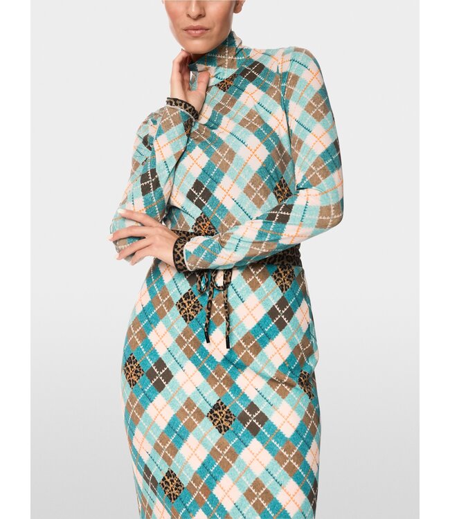 MARC CAIN Fitted Long-Sleeved Turtleneck Shirt