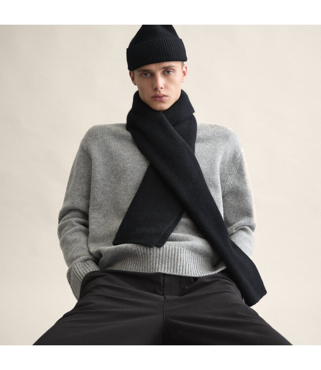 LE BONNET Classic Knit Scarf