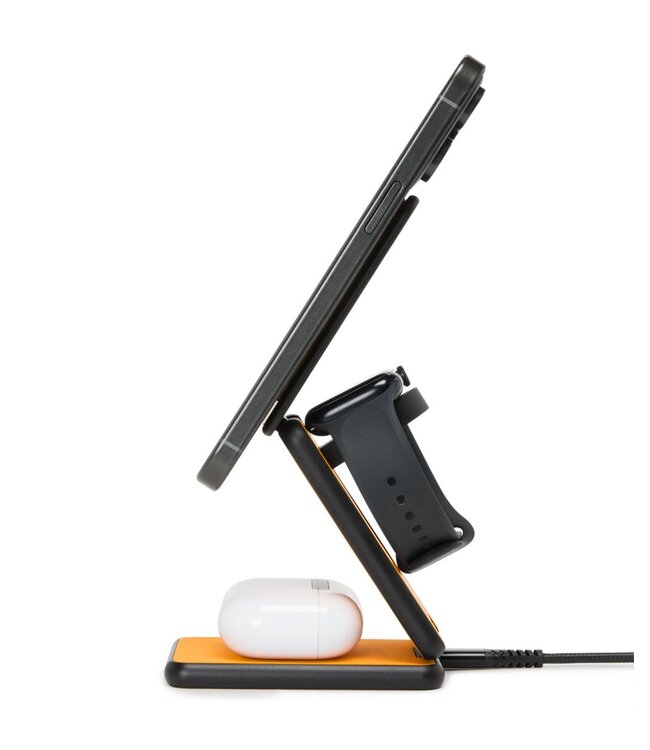 TUMI 3-in-1 Foldable Magnetic Wireless Charger | McLaren