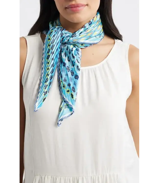 ECHO Scarf Clover Pleated Diamond