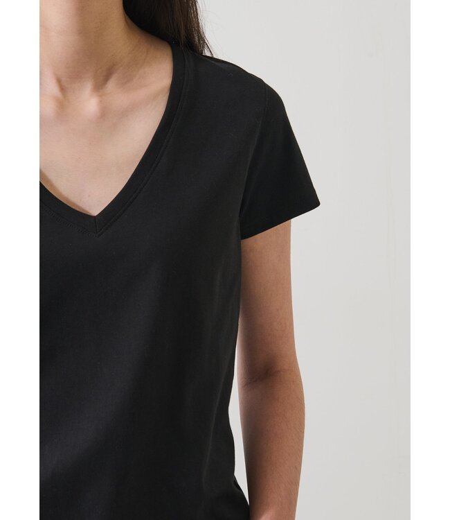 Patrick Assaraf Pima Cotton Stretch Slim V-Neck T-Shirt
