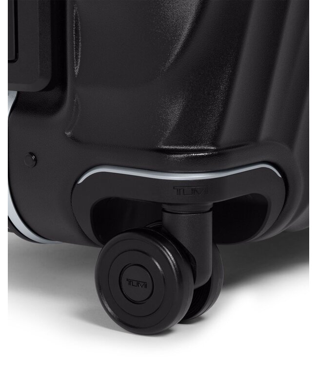 TUMI Short Trip 4 Wheeled Packing Case | 19 Degree