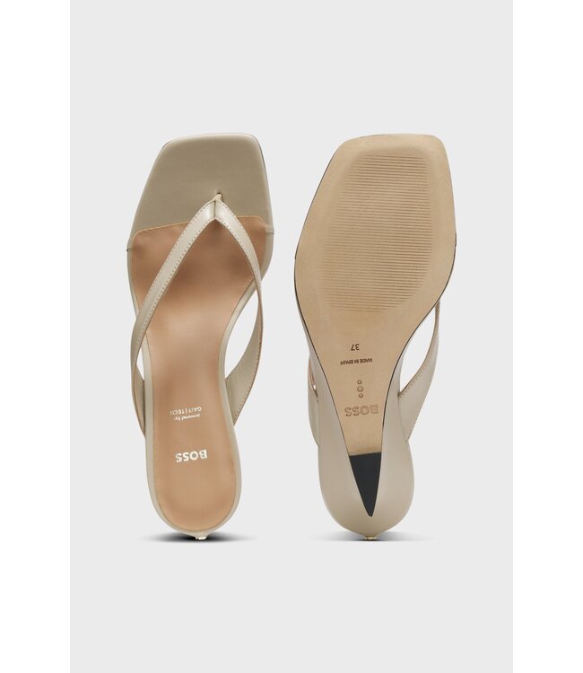 BOSS Sandales entre-doigts en cuir à talon compensé
