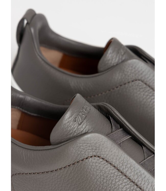 ZEGNA Sneakers Triple Stitch™ en cuir de cerf gris foncé