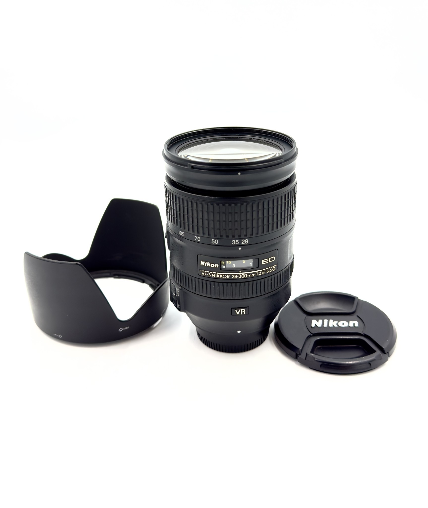 1307 USED Nikon AF-S 28-300mm f/3.5-5.6 Lens - Stewarts Photo