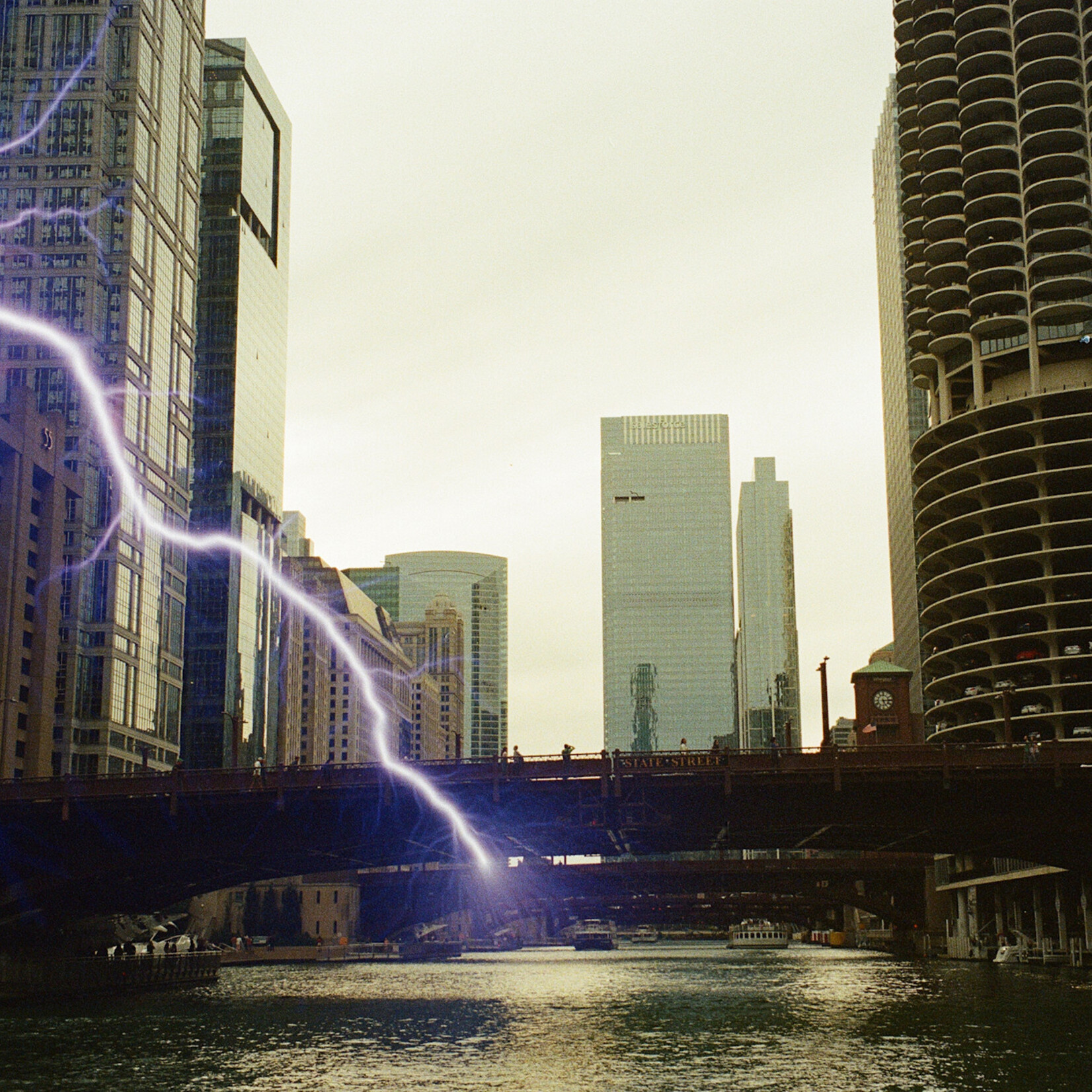 Revolog revolog TESLA I - 400 ISO 35mm FIlm