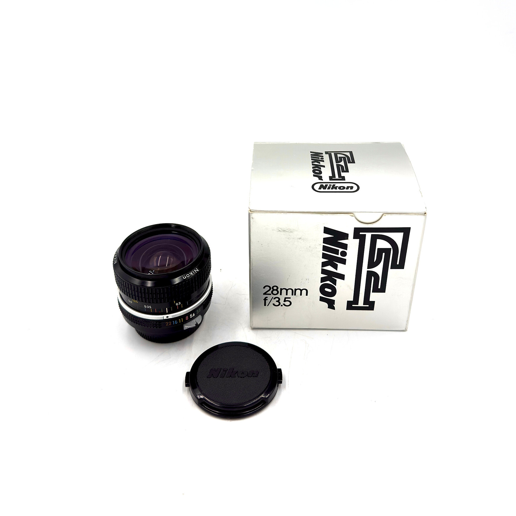 Nikon #1517 USED Nikon Ai 28mm f/3.5mm