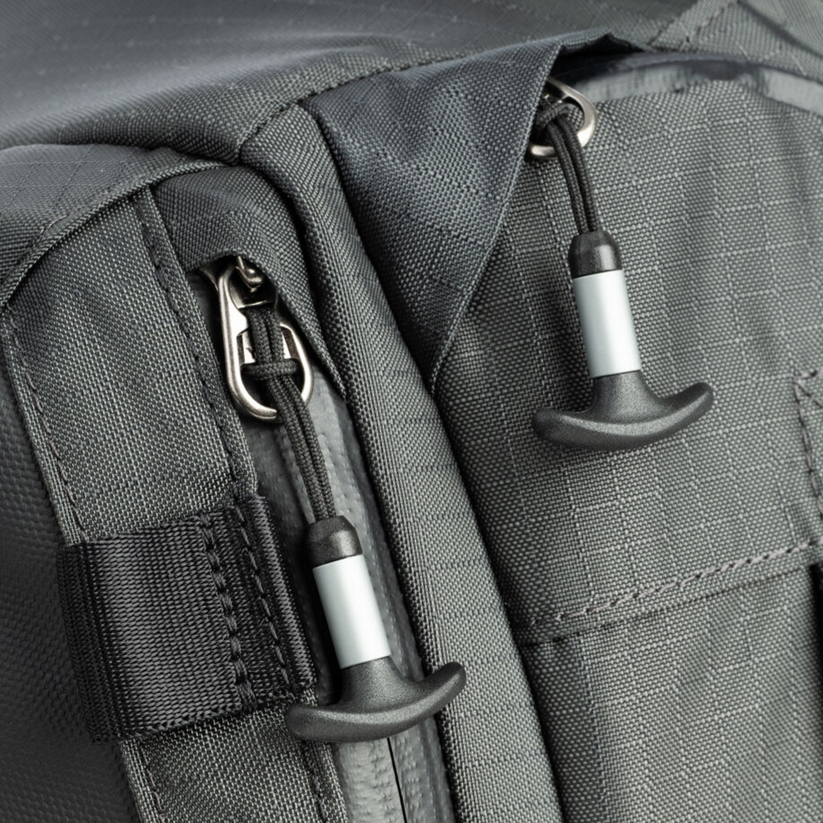 ThinkTank Think Tank Photo PhotoCross Sling V2 (Black, 11L)