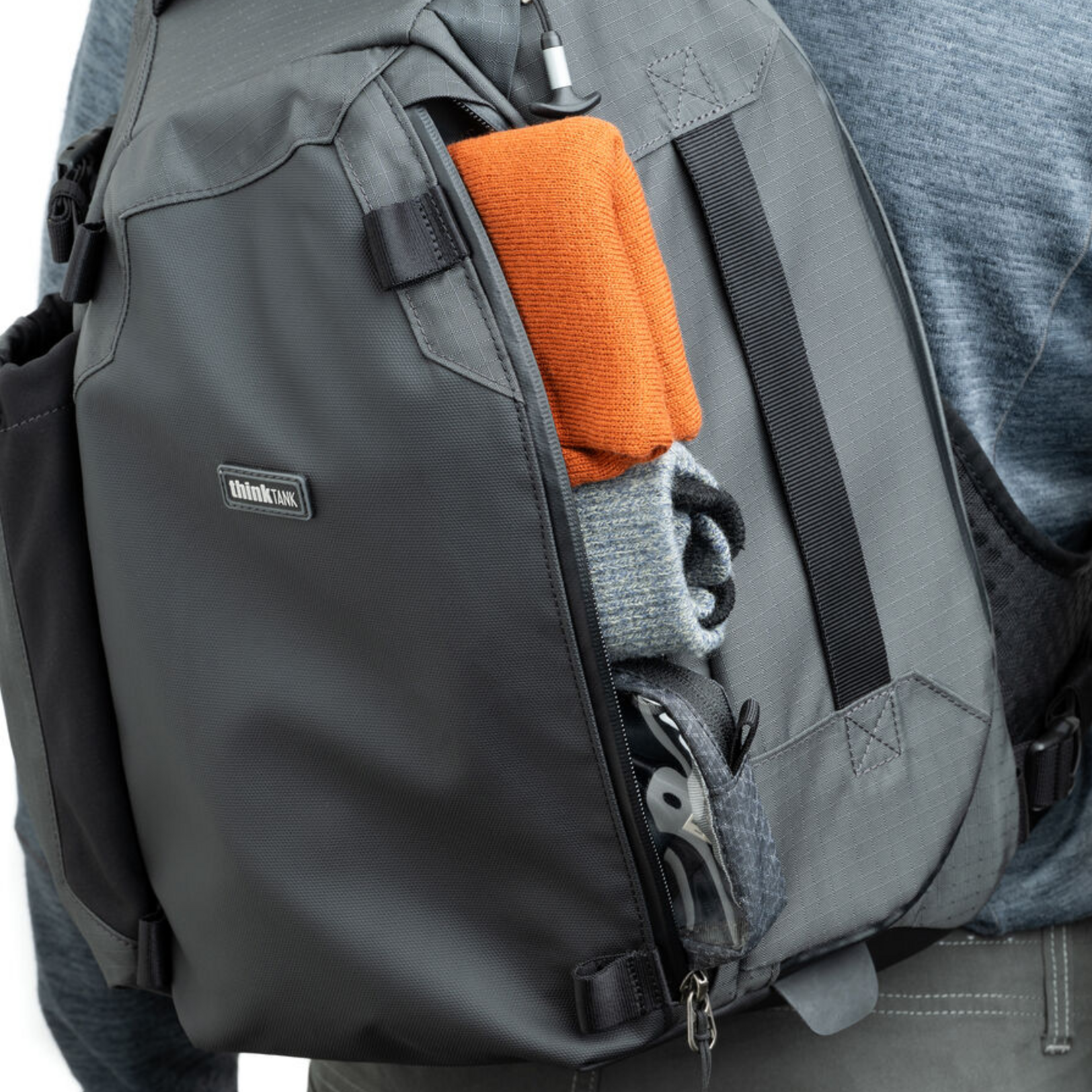 ThinkTank Think Tank Photo PhotoCross Sling V2 (Black, 14L)