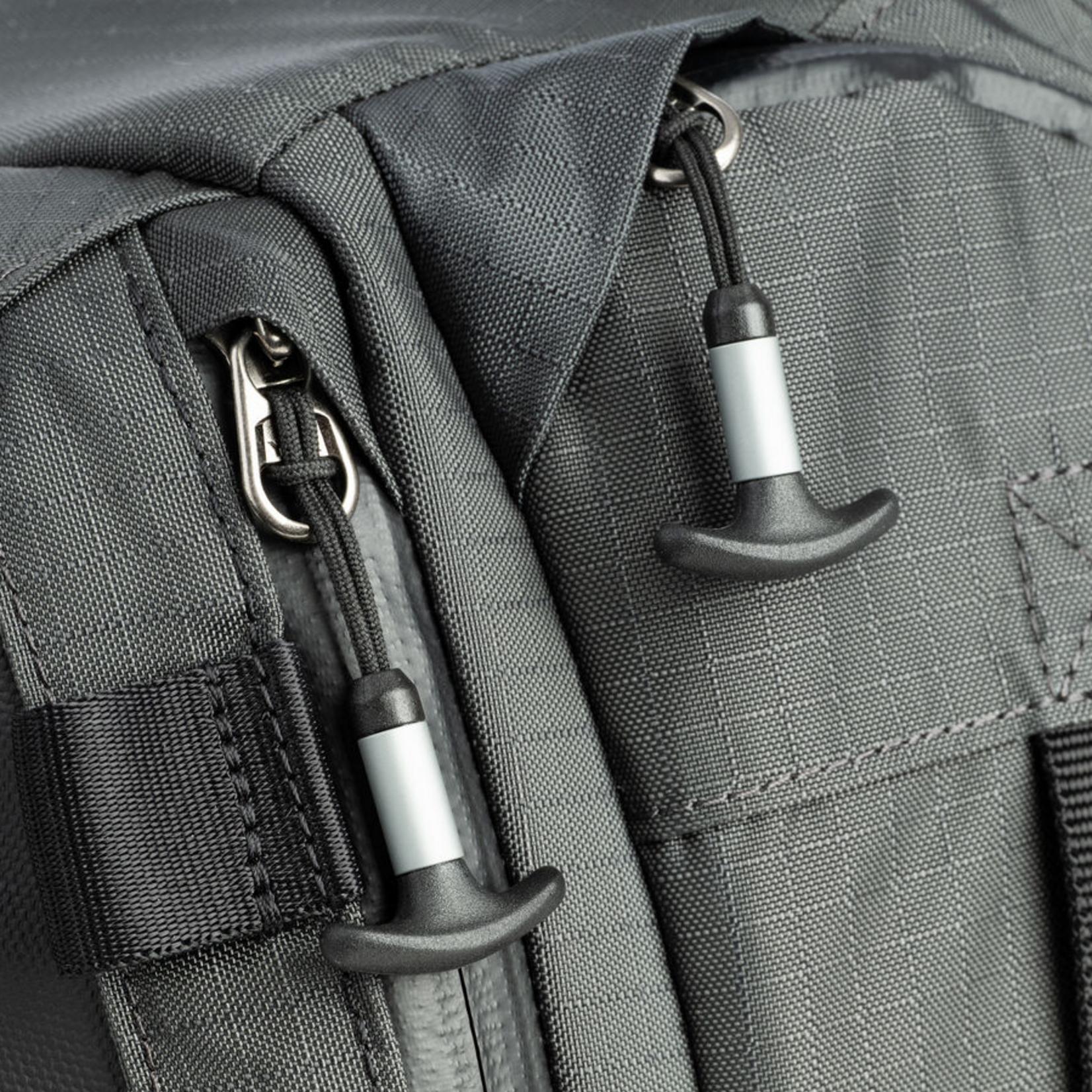 ThinkTank Think Tank Photo PhotoCross Sling V2 (Black, 14L)