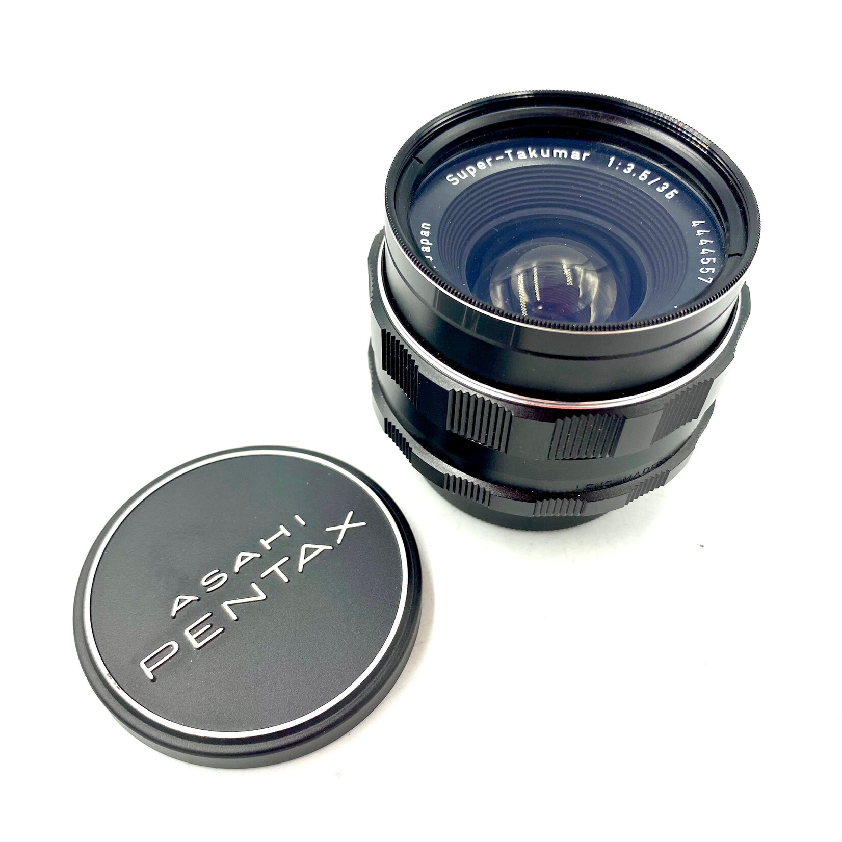 Pentax #1552 USED Pentax Asahi Super-Takumar 35mm f/3.5 M42 lens