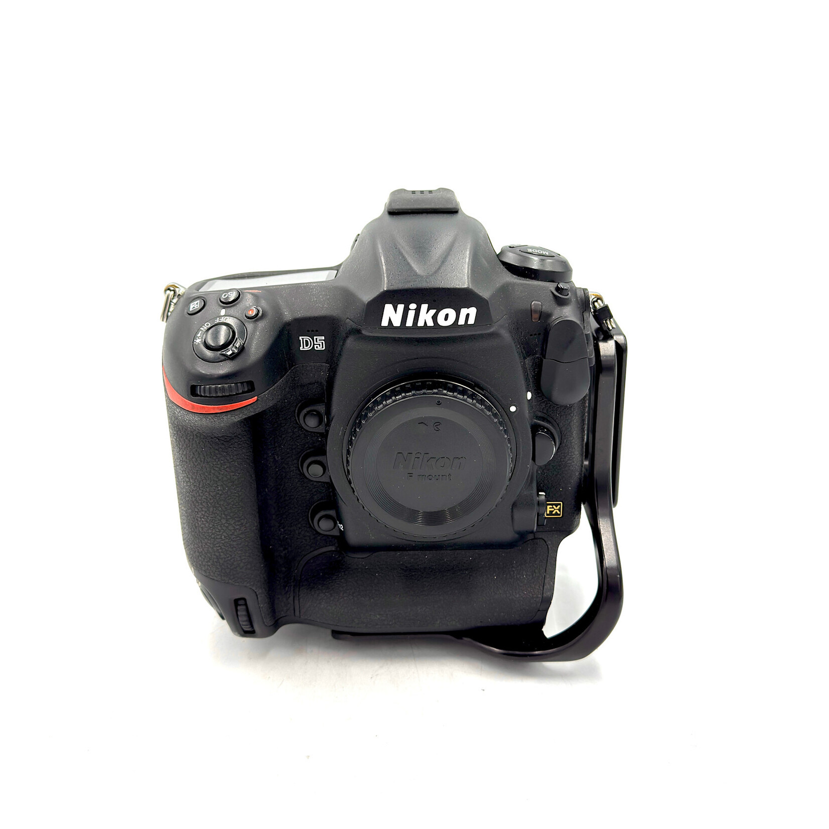 Nikon #1597 USED Nikon D5 Body  (Dual XQD Card)