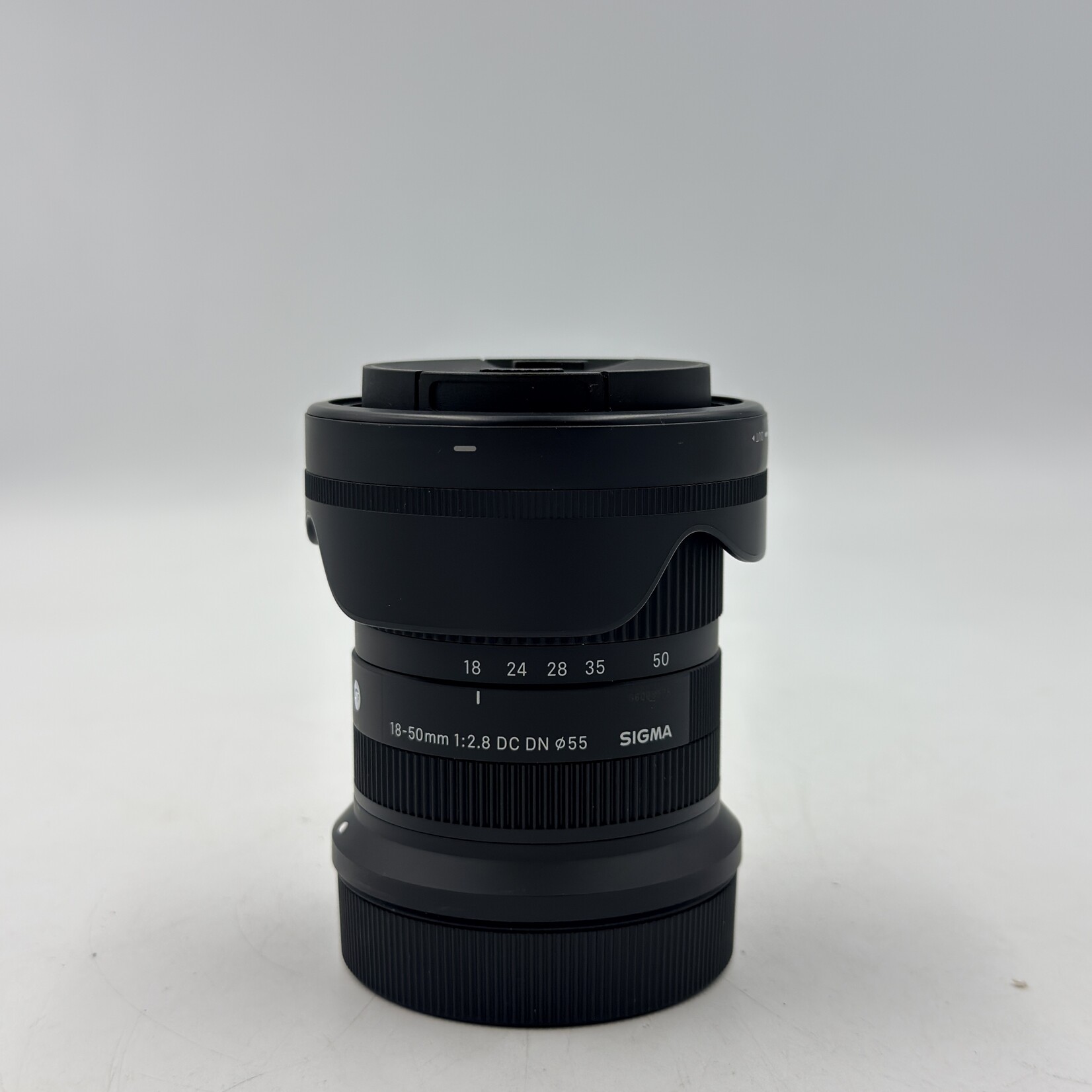 Sigma USED Sigma 18-50mm f/2.8 for Canon RF