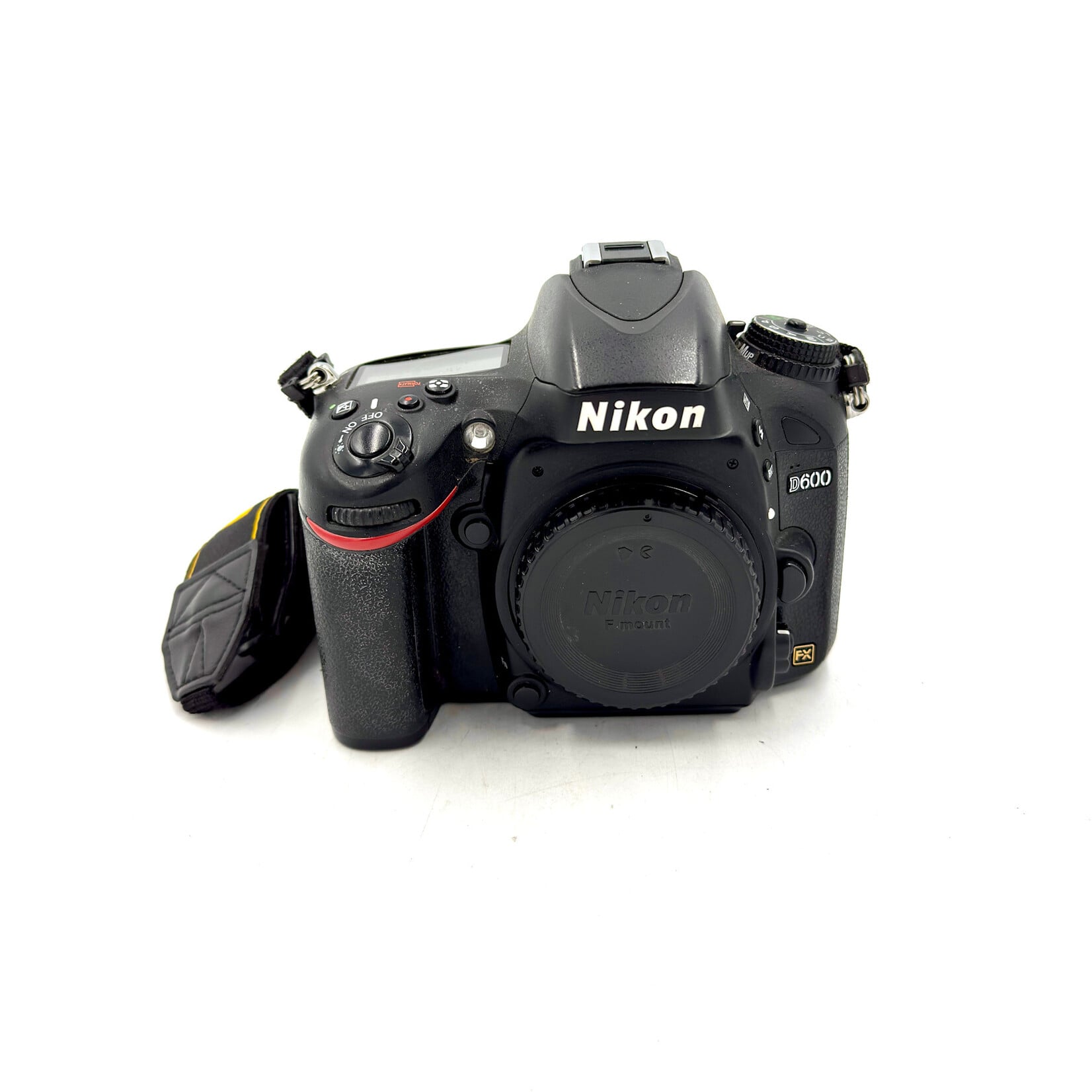 Nikon #1584 USED Nikon D600 Body (No Battery Door)