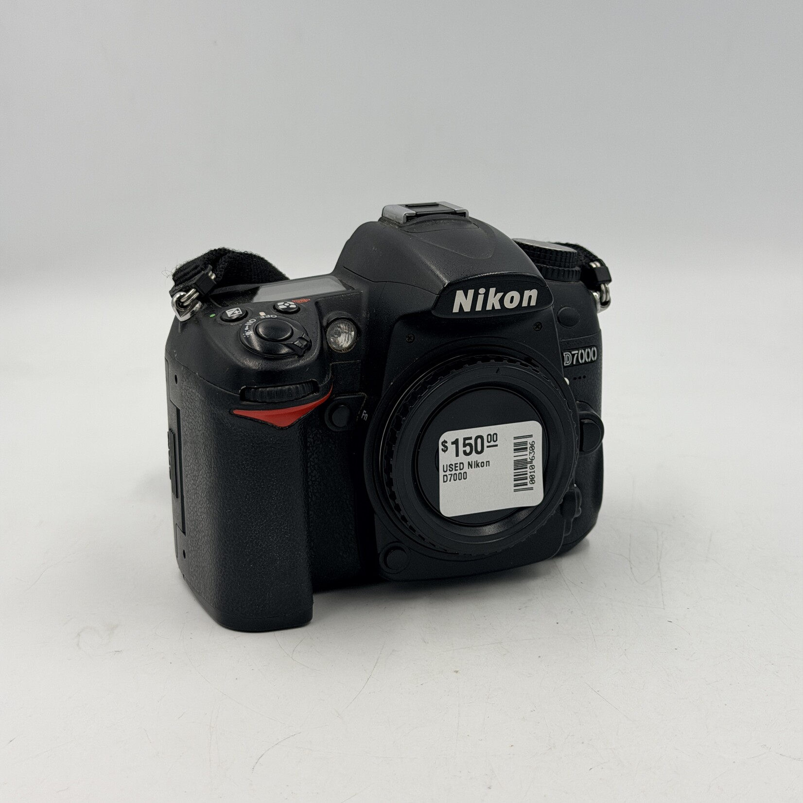 USED Nikon D7000