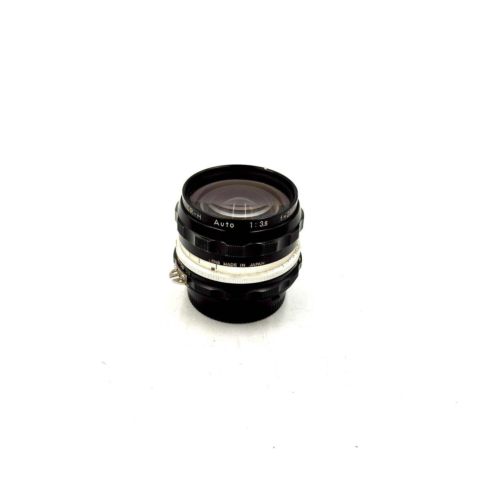 Nikon #1615 USED Nikon 28mm f/3.5 Non-Ai Auto