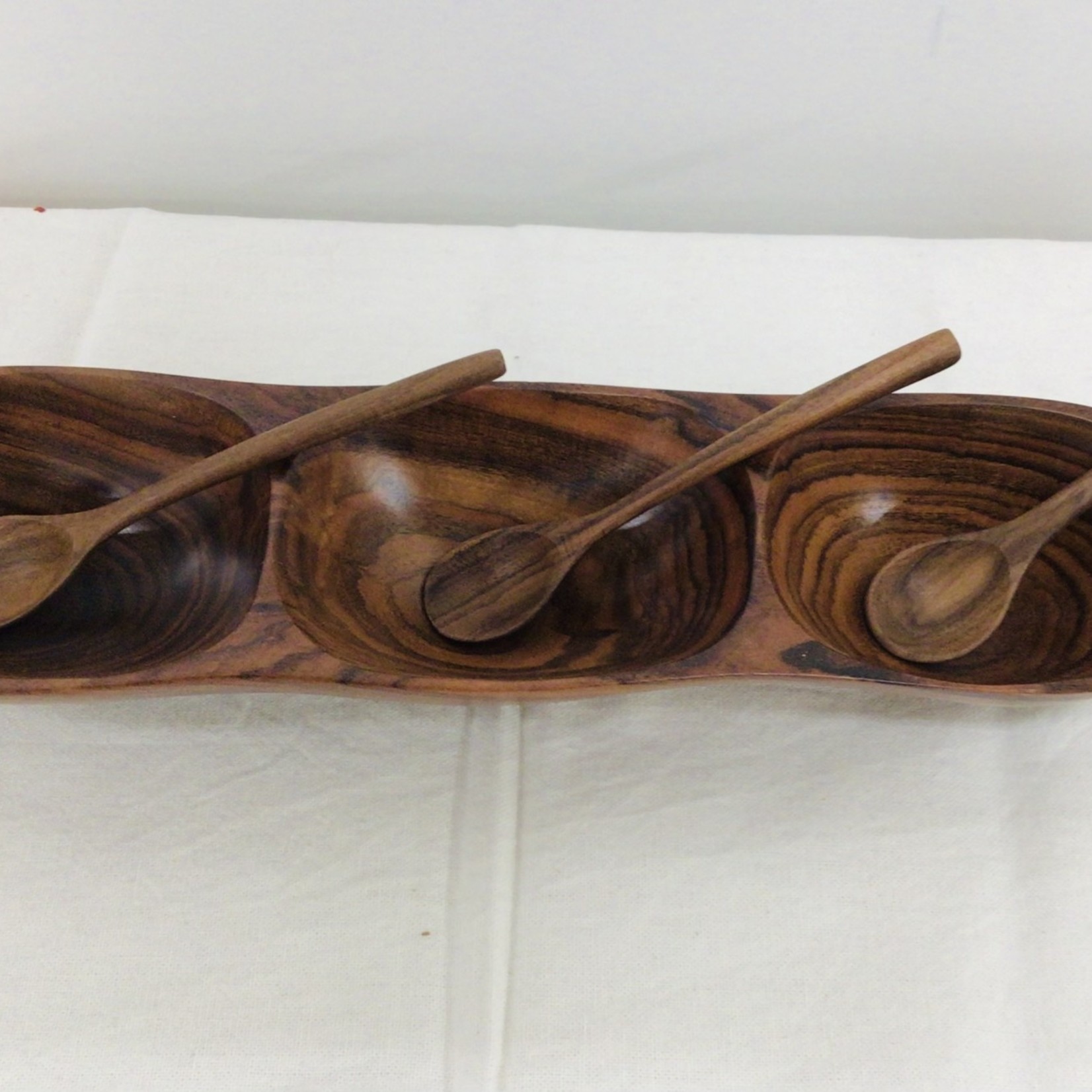 Women of the Cloud Forrest Tropical Hardwood Salsa Dish Large, Nicaragua