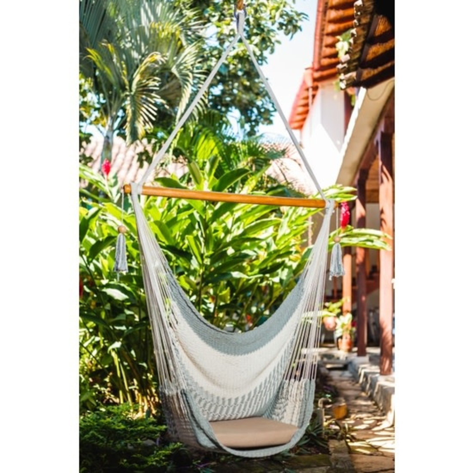 Women of the Cloud Forrest Handwoven Hammock Chair Gray and Cream, Nicaragua