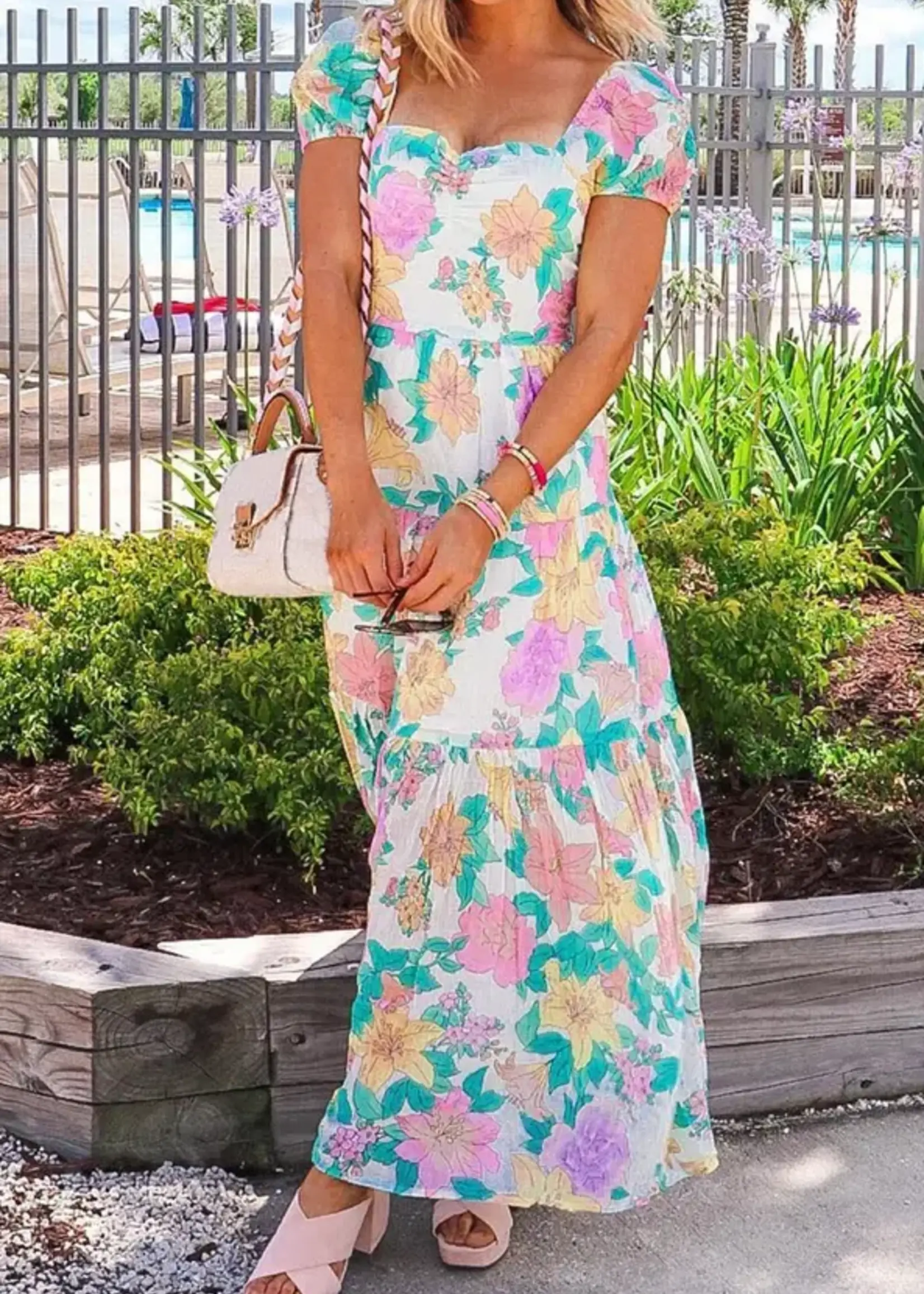Full Time Purchase Square Neck Tiered Floral Maxi Dress (S'24)