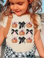 The Countryside Cottage Bougie Pumpkin & Bows Tee (F'24)