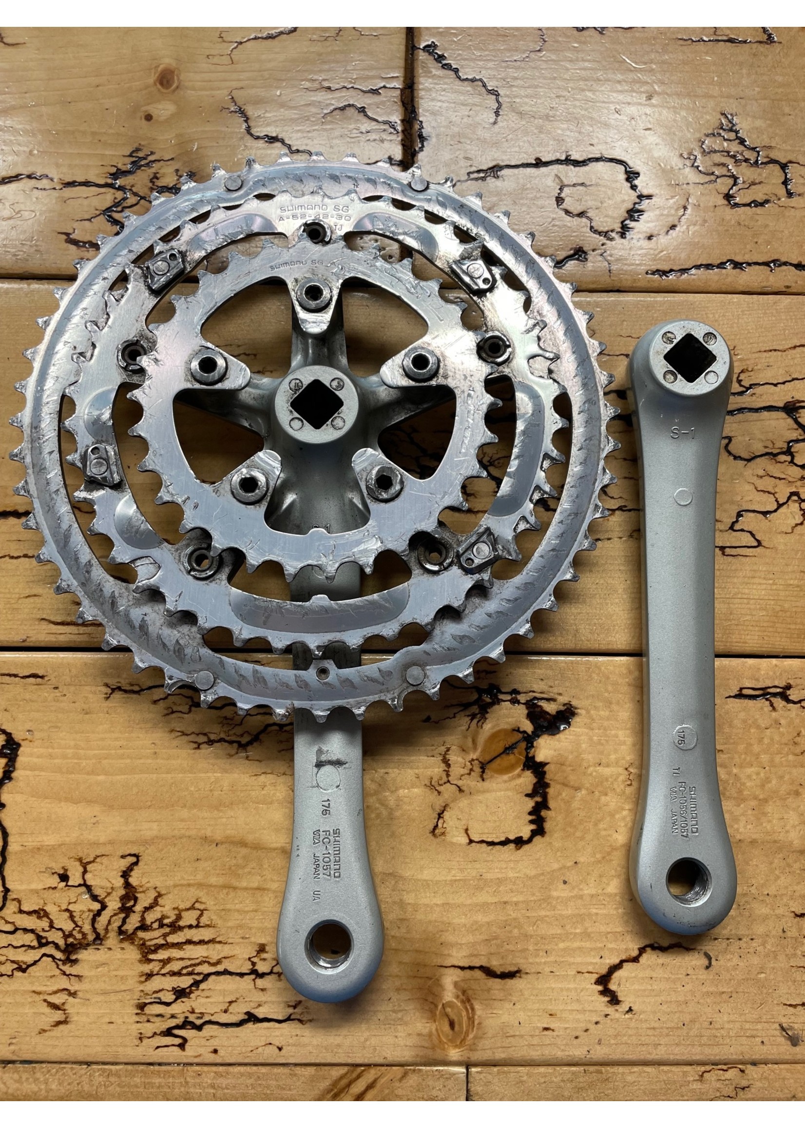 SHIMANO Shimano 105 FC-1057 52/42/30  175mm Crankset