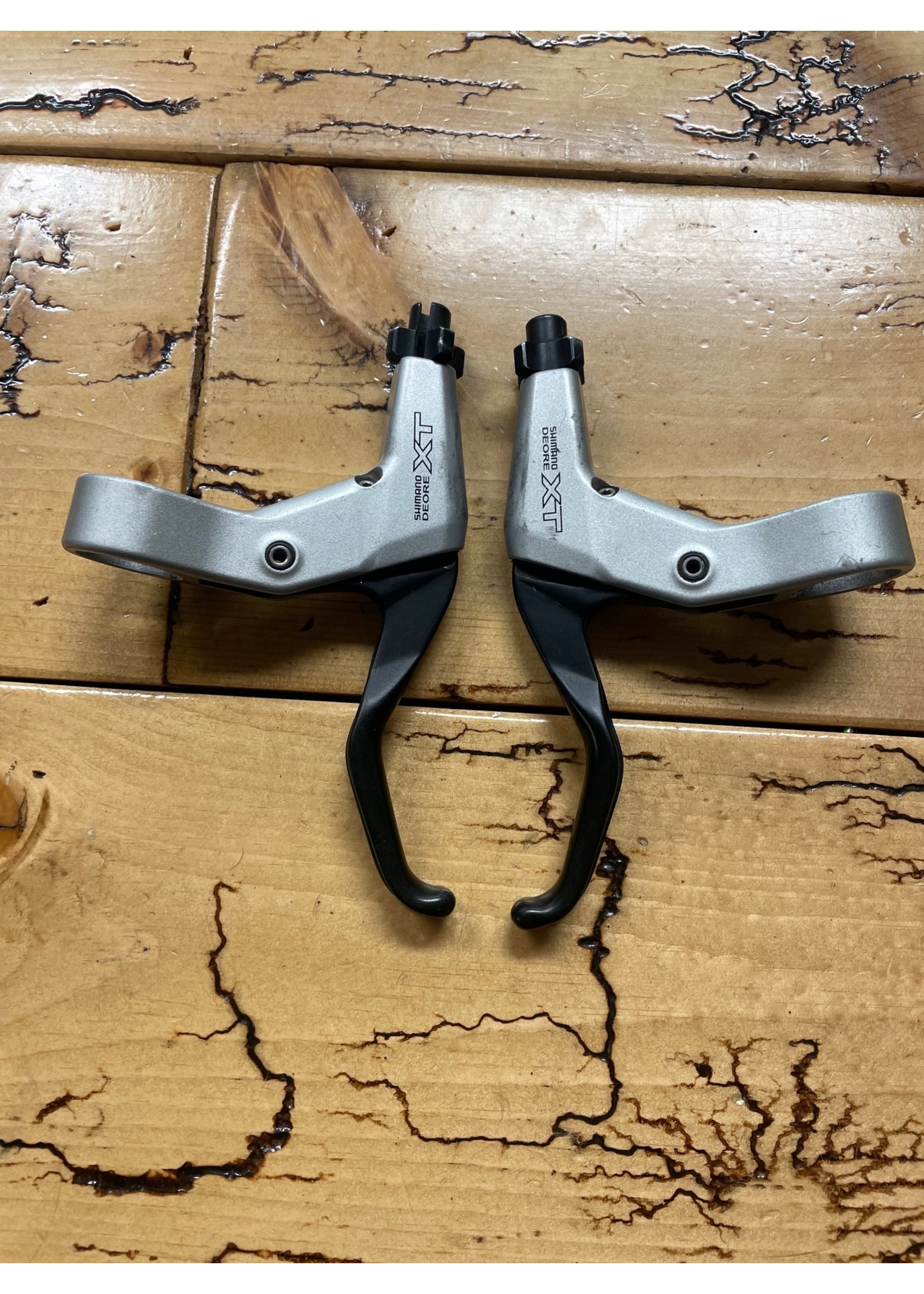 zonlicht Fervent duizend Shimano Deore XT BL-M739 Silver Brake Levers - Gringineer Cycles