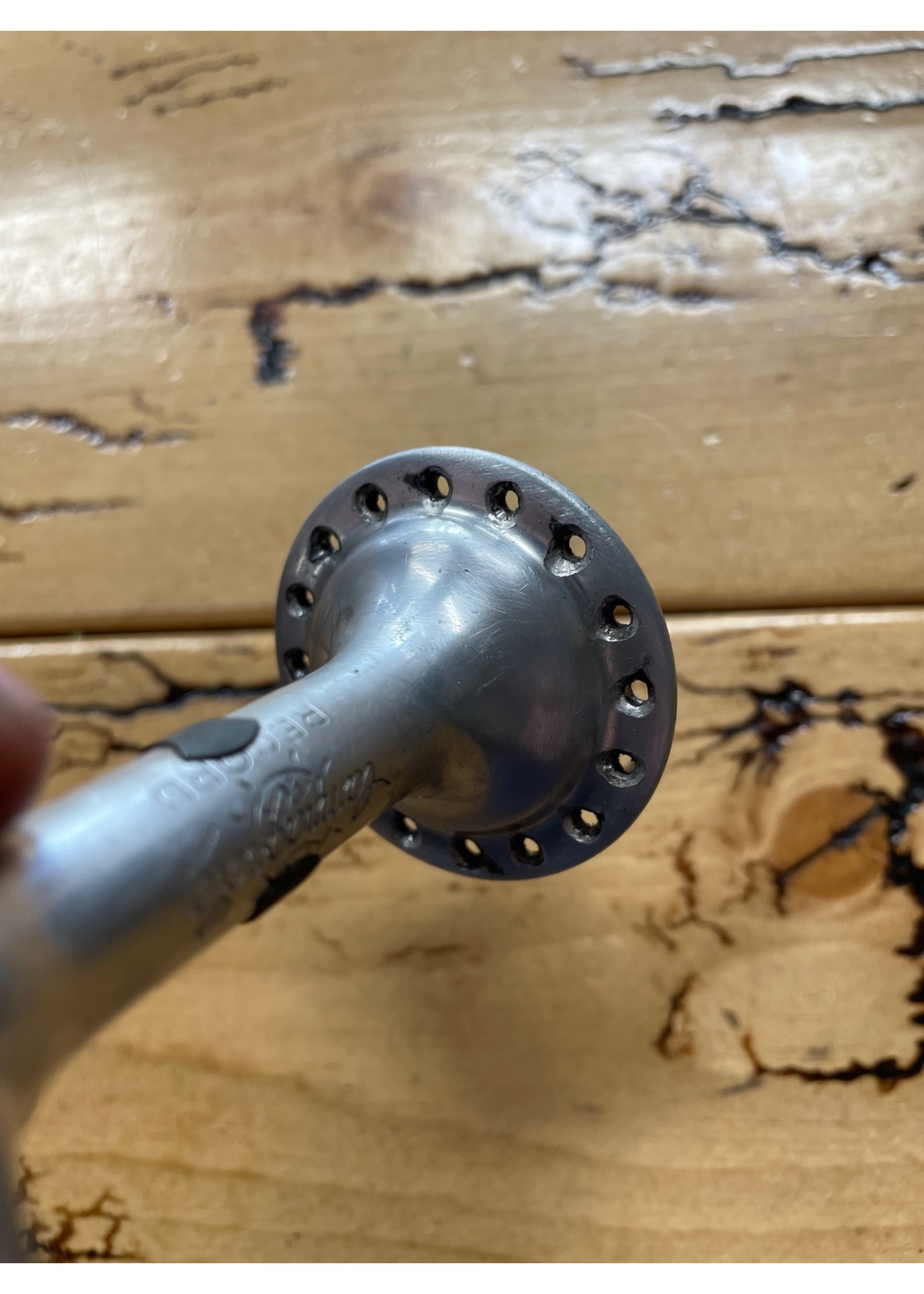 Campagnolo Campagnolo Record 1034 Low Flange 32 Hole Front Hub
