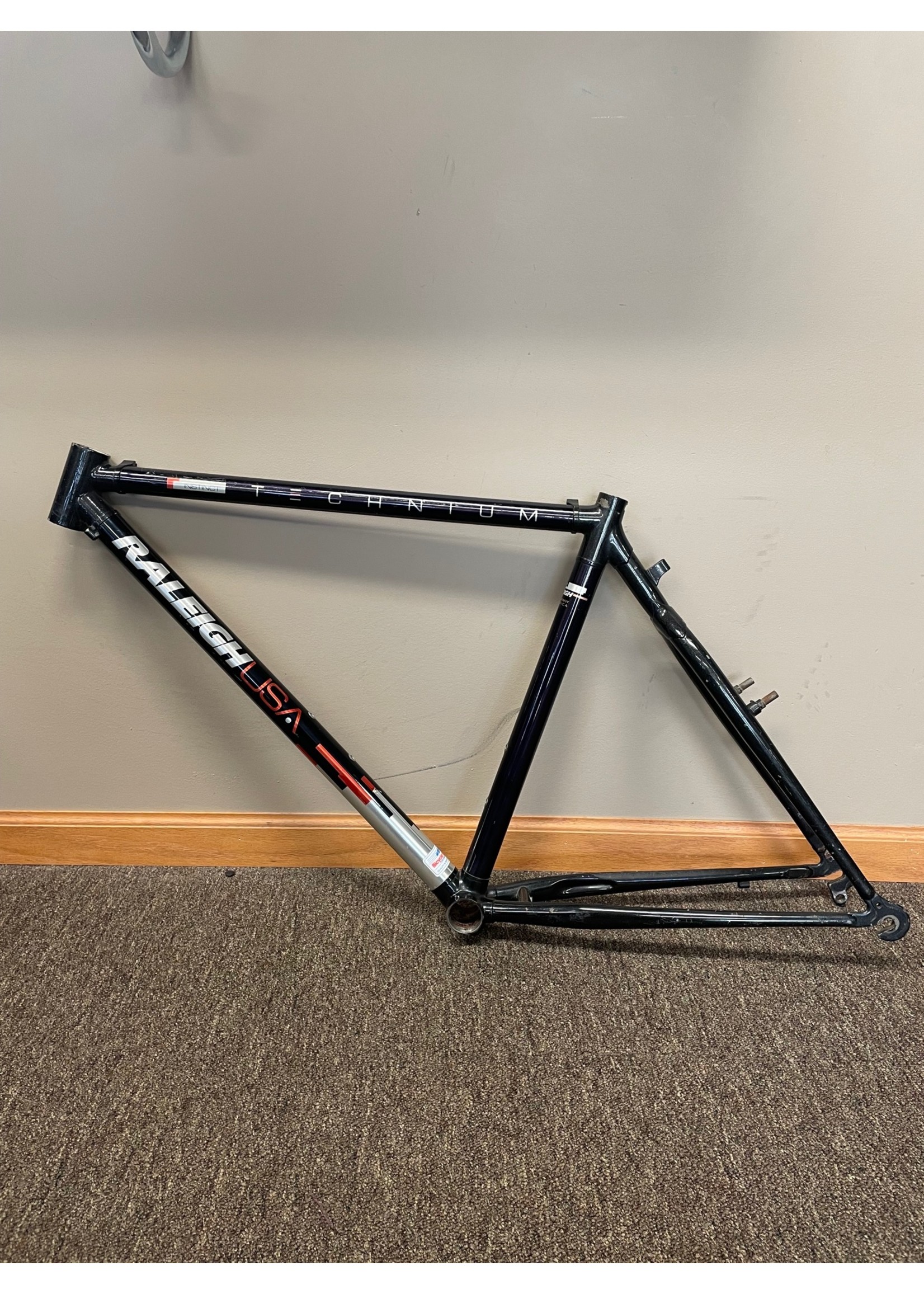 17.5 Raleigh Technium Instinct Frame Gringineer Cycles
