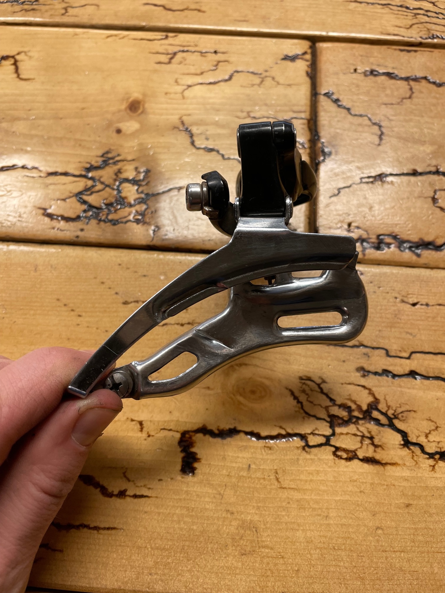 Shimano Deore LX FD-M565 28.6mm Top Pull Front Derailleur