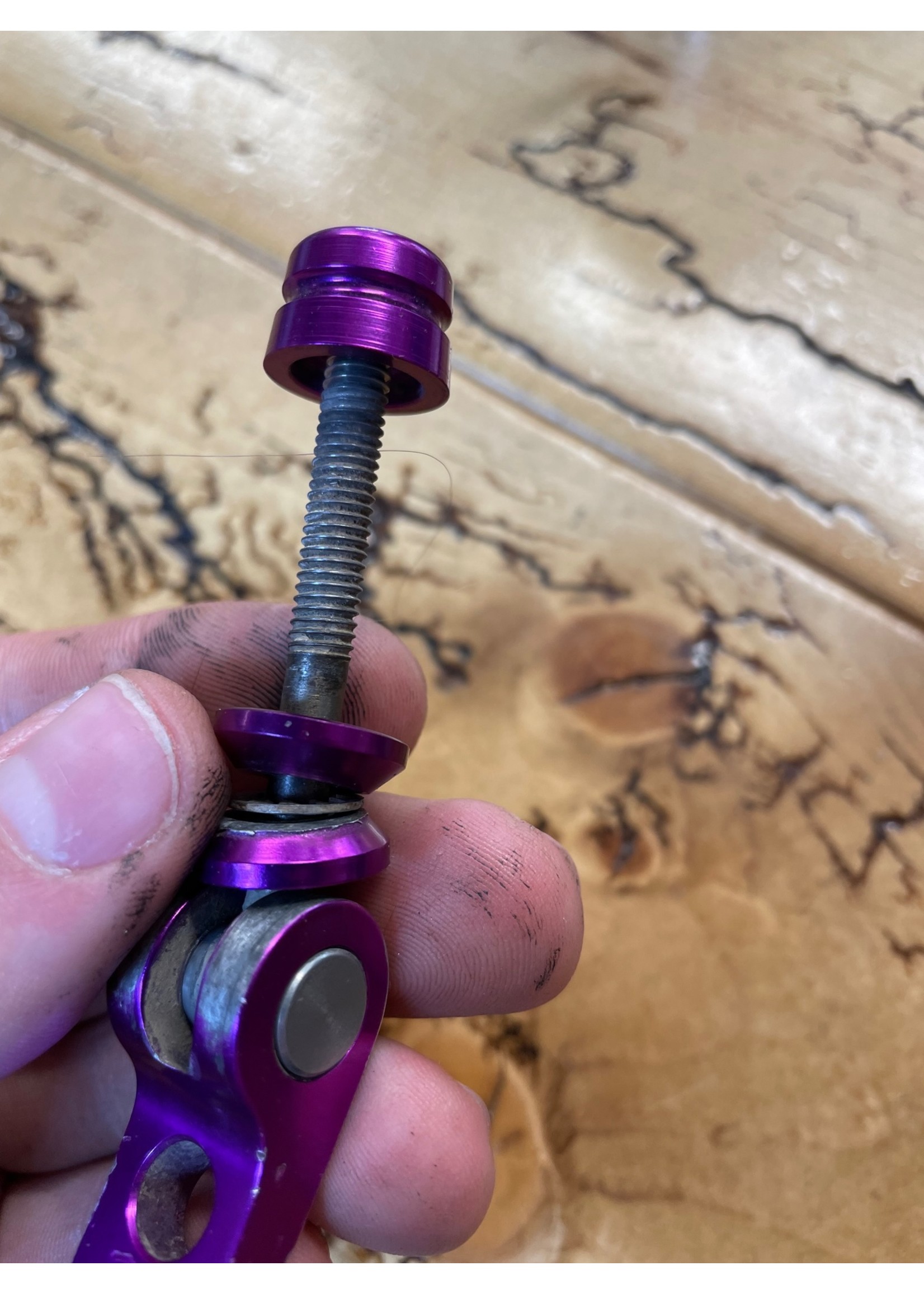 Ringle Ringle Purple Cam Twist Standard Length Seatpost Clamp