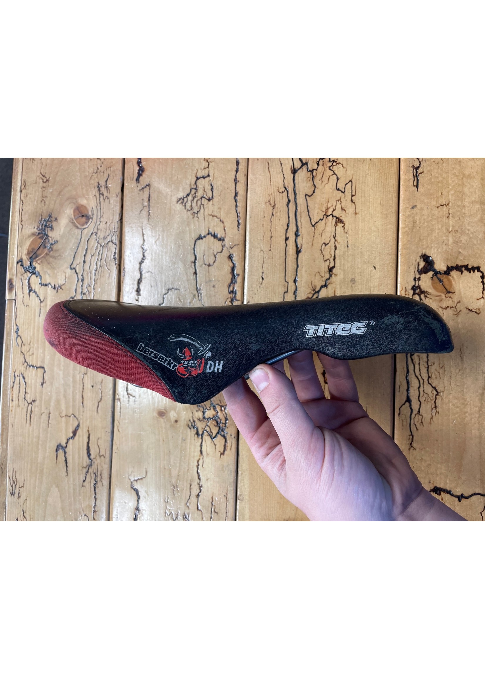 Titec Titec  Berserkr DH Titanium Rails Saddle