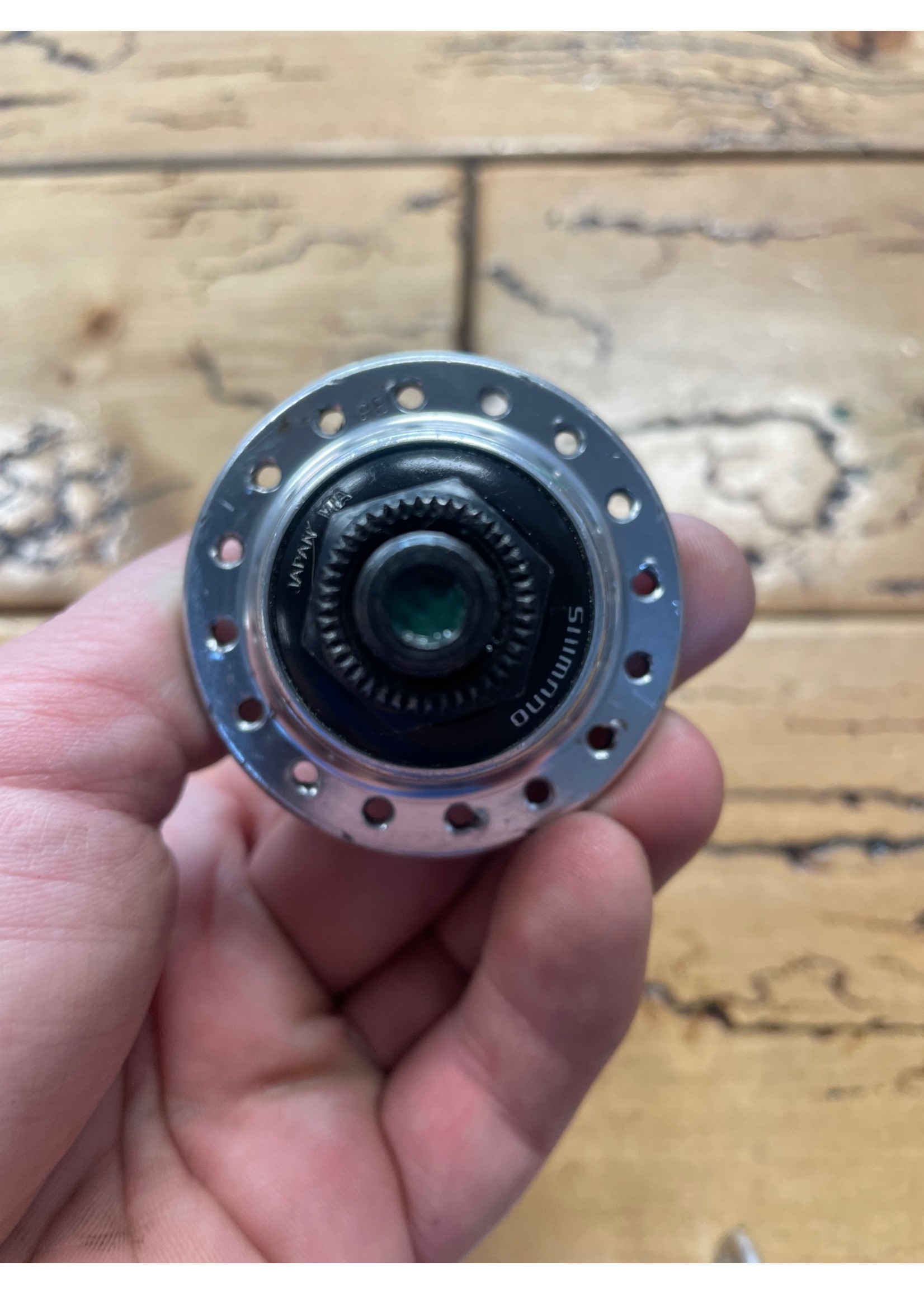 SHIMANO Shimano Deore DX M650 32 Hole Hub Set